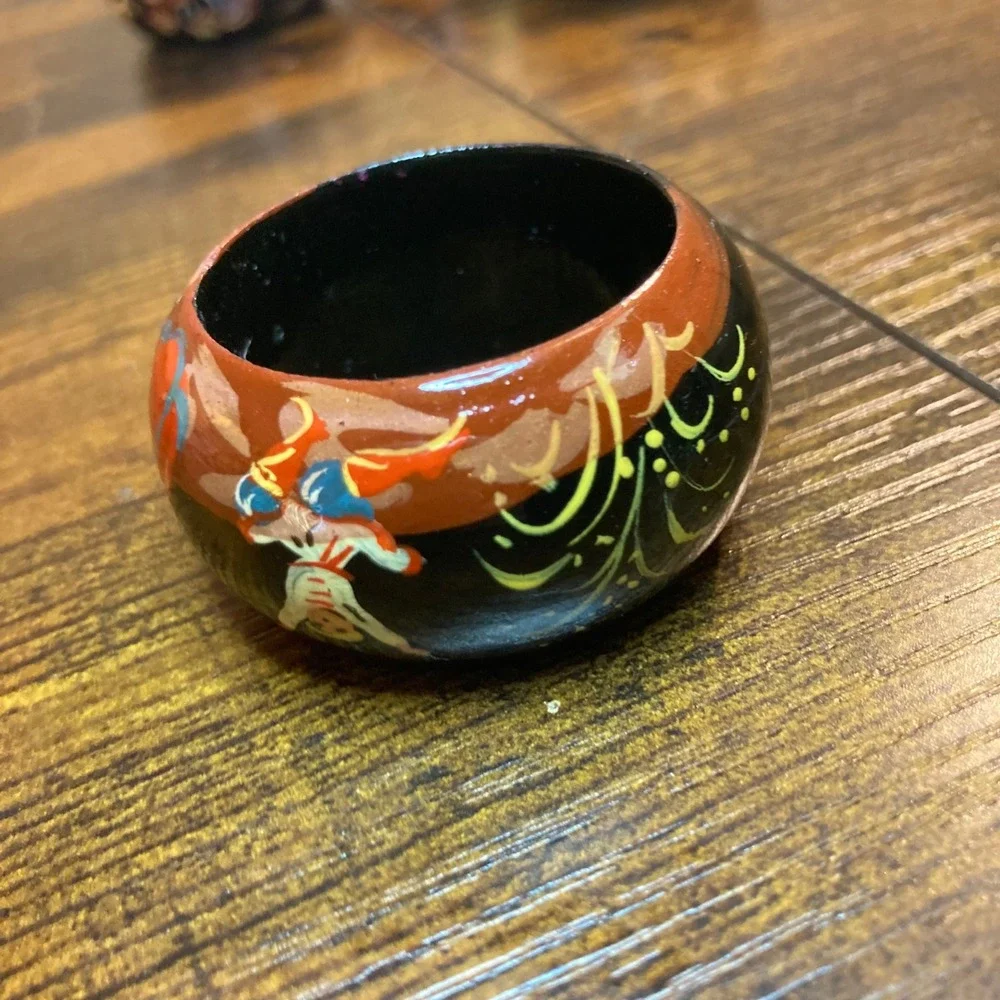 Vintage Russian Palekh Khokhloma Lacquer Napkin Rings Hand Painted Folk Art 6pc